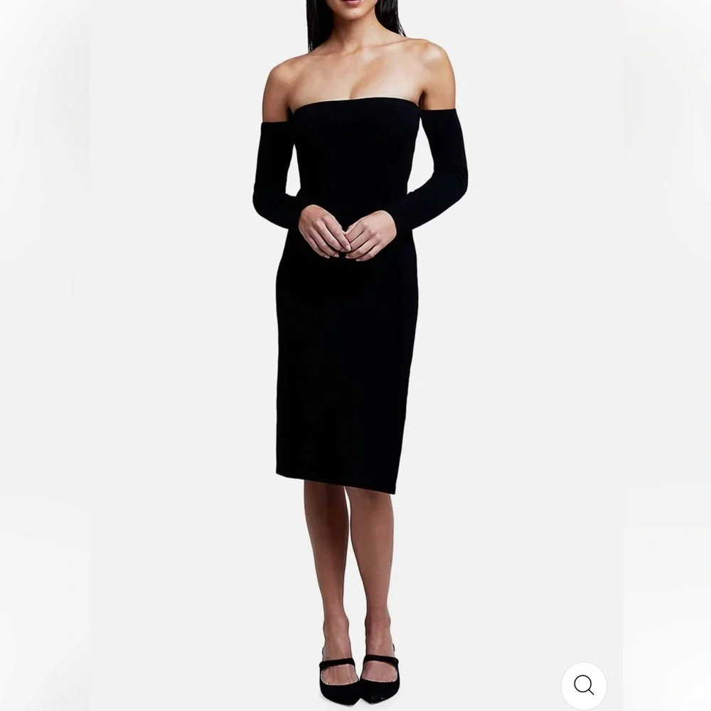 L'AGENCE
Felicia Off-Shoulder Knit Dress -NWT - Small - Picture 2 of 4